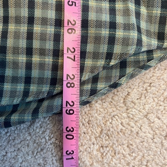 L.L. Bean Men’s Green Plaid Shirt Size XL - Picture 7 of 9